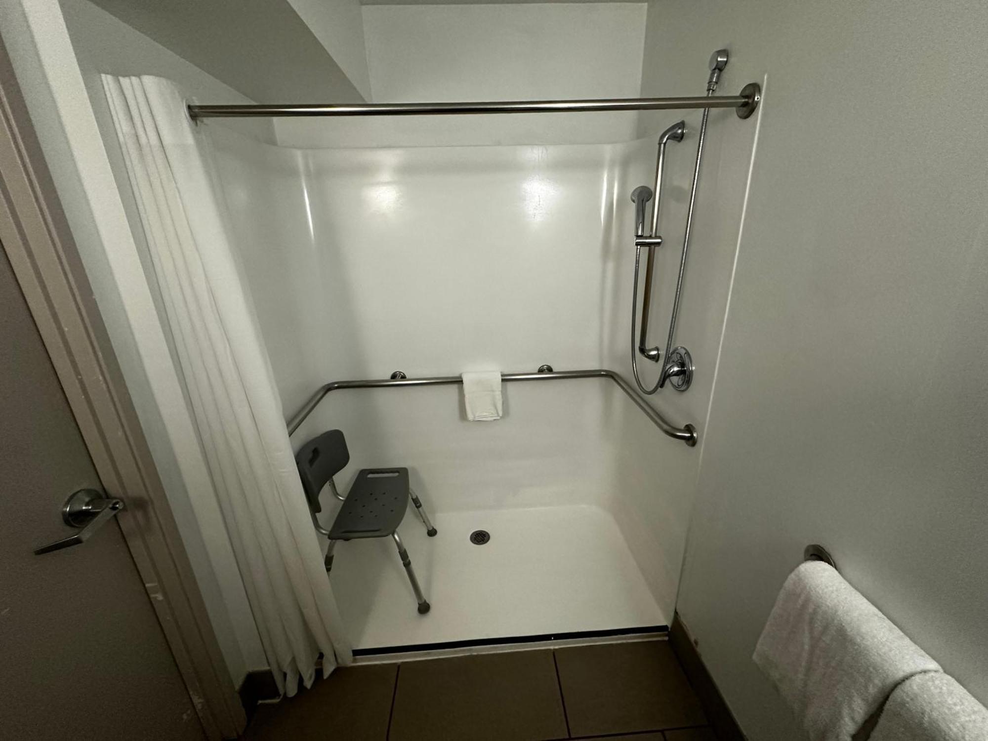 Country Inn & Suites By Radisson, Chicago O'Hare South, Il Bensenville Екстериор снимка